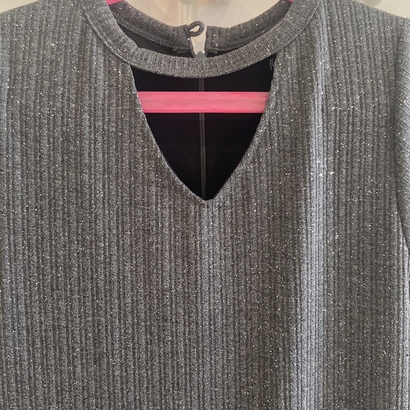 Girls Flowers By Zoe dress - size XL (10/12). Short sleeve gray with shimmer. - Picture 2 of 2